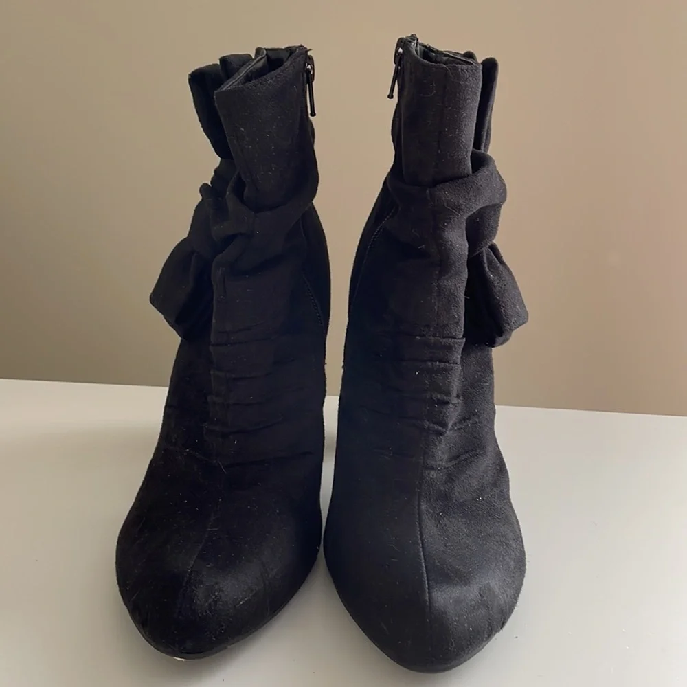 Target booties - Picture 2 of 7